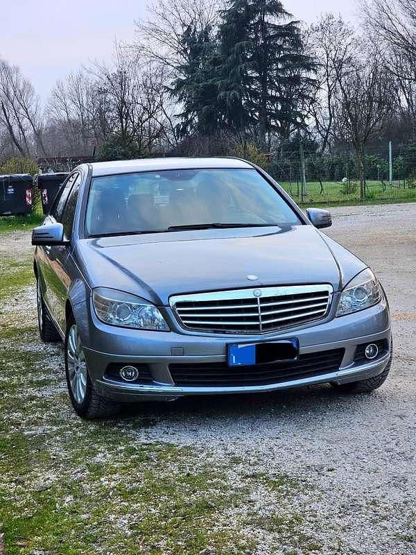 Usata Mercedes C220 Avantgarde 170 CV (125 kW) 2010 Berlina