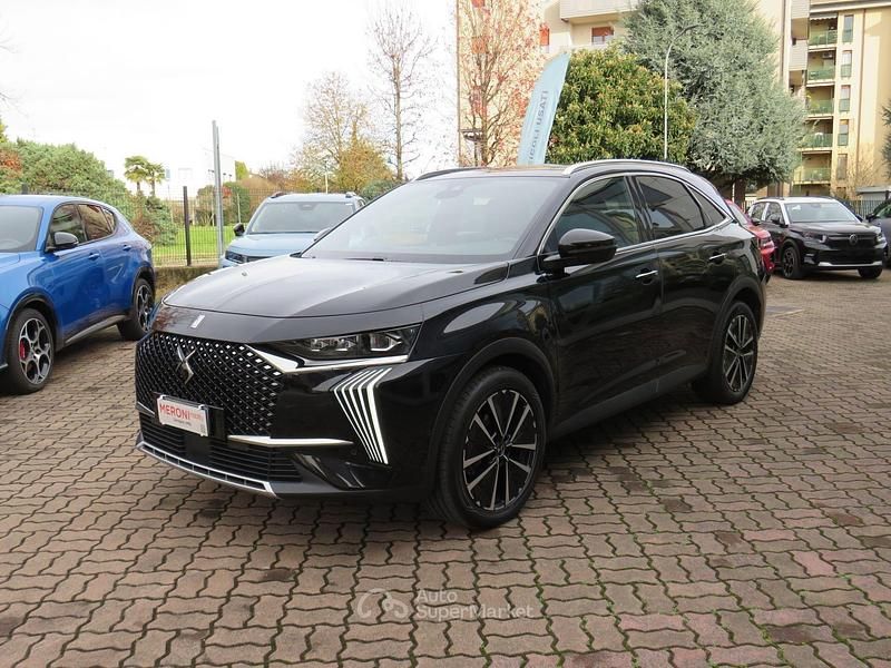 Usata DS Automobiles DS7 Crossback Opera 131 CV (96 kW) 2024 Nero SUV
