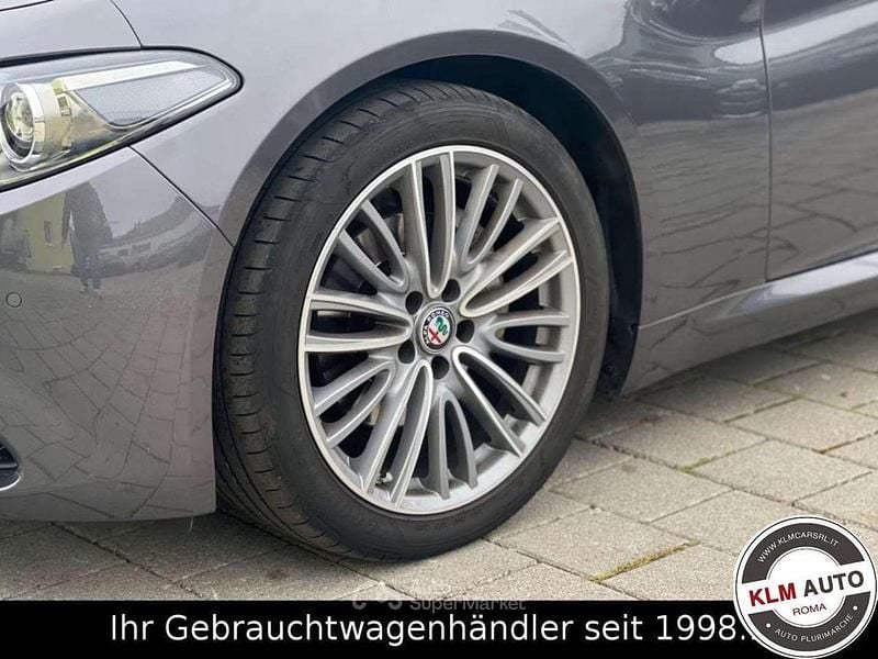 Usata Alfa Romeo Giulia Super 201 CV (147 kW) 2018 Gray Berlina