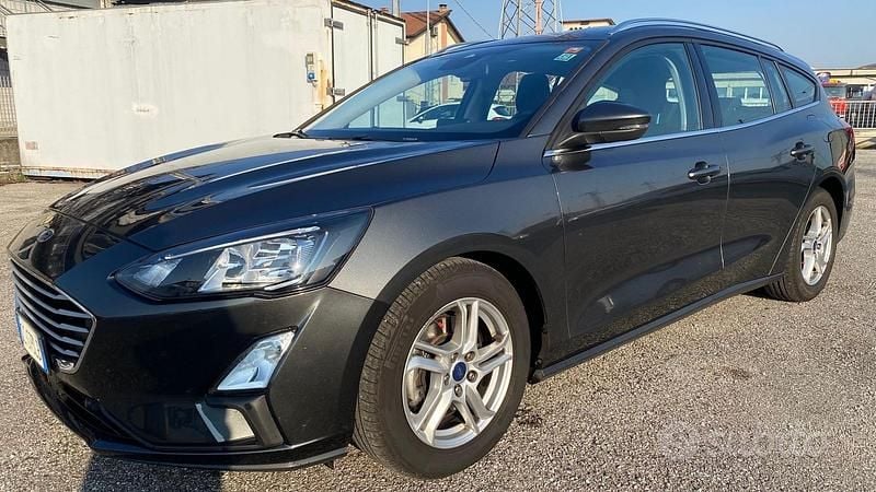 Grigio Usata 2020 Ford Focus Business Edition Station wagon | 11.300 € (Buon prezzo) - Immagine 1/4
