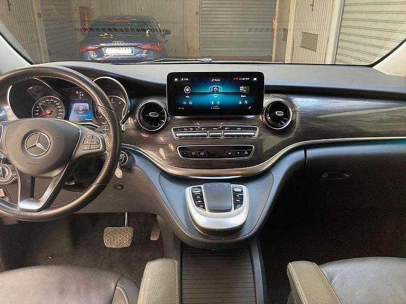 Usata Mercedes V250 190 CV (139 kW) 2020 Argento Monovolume