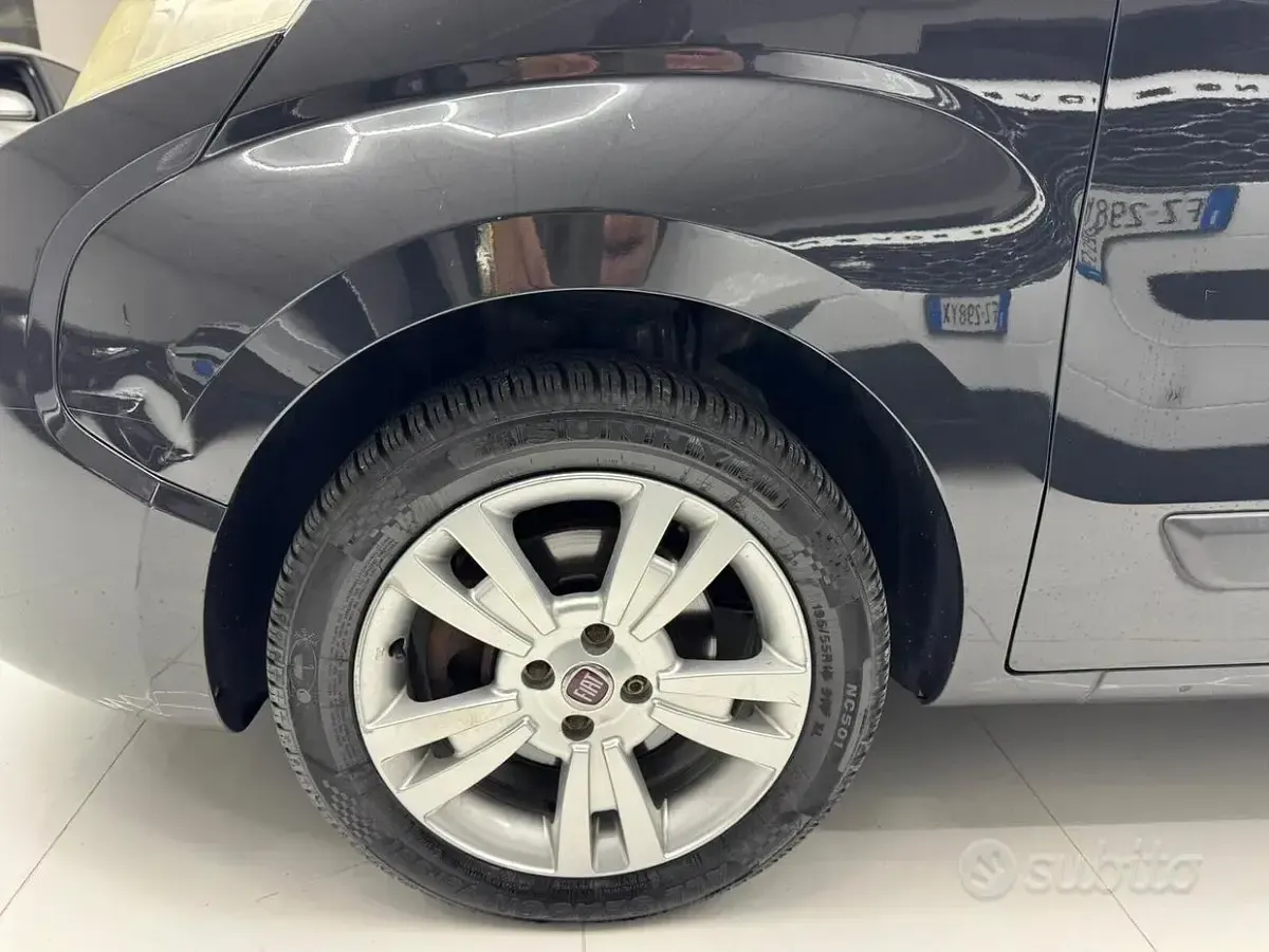 Occasion Fiat Qubo Trekking 95 ch (69 kW) 2012 Noir Monospace