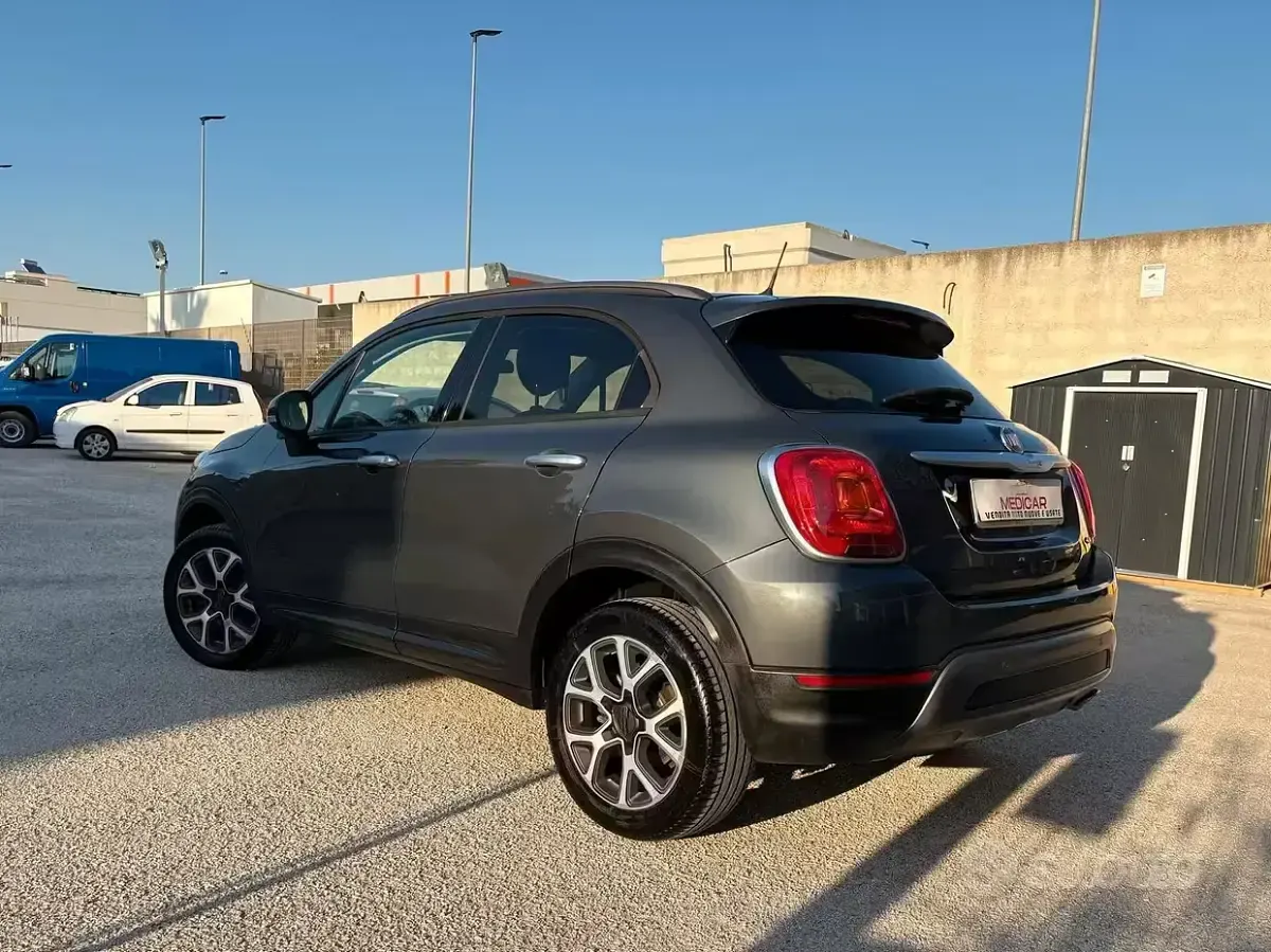 Usata Fiat 500X Cross 140 CV (102 kW) 2018 Grigio SUV