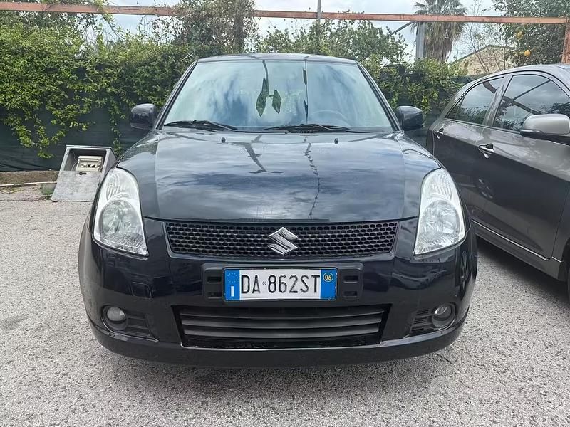 Usata Suzuki Swift GL 92 CV (67 kW) 2006 Nero Utilitaria
