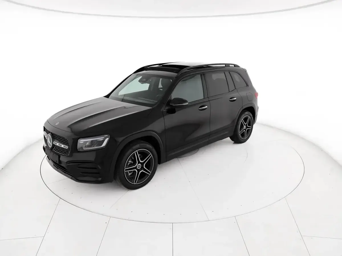 Nuova Mercedes GLB180 Advanced Plus 116 CV (85 kW) 2026 Nero notte SUV
