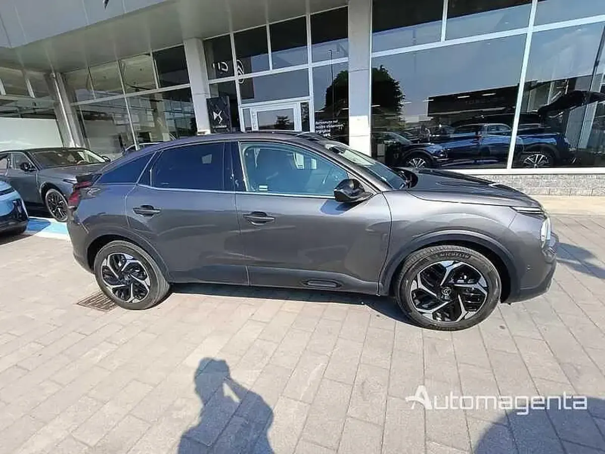 Usata Citroën C4 131 CV (96 kW) 2022 Grigio Berlina