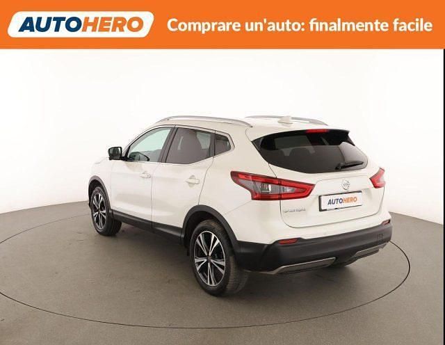 Usata Nissan Qashqai N-Connecta 110 CV (80 kW) 2017 Bianco SUV