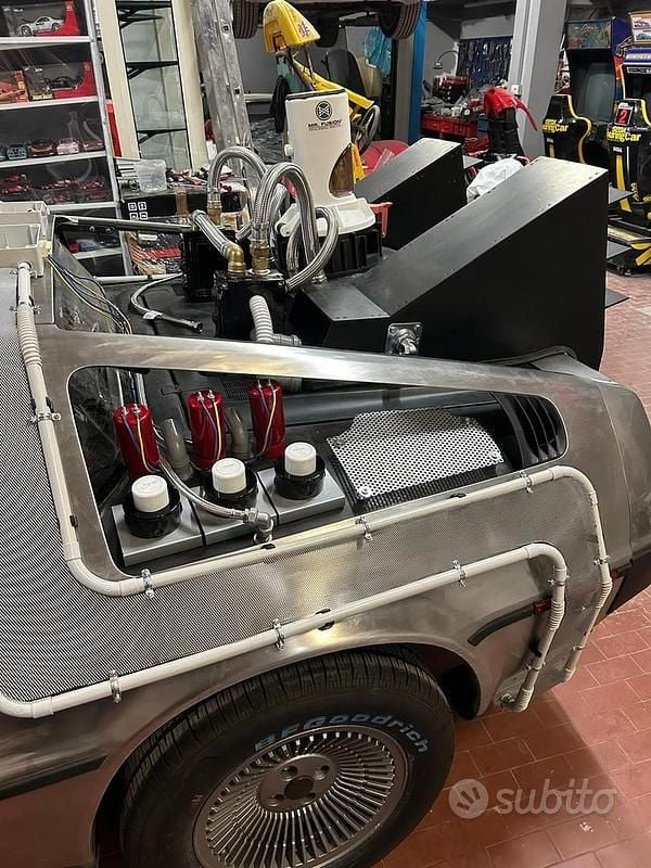 Usata De Lorean DMC-12 136 CV (100 kW) 1981 Grigio Coupé