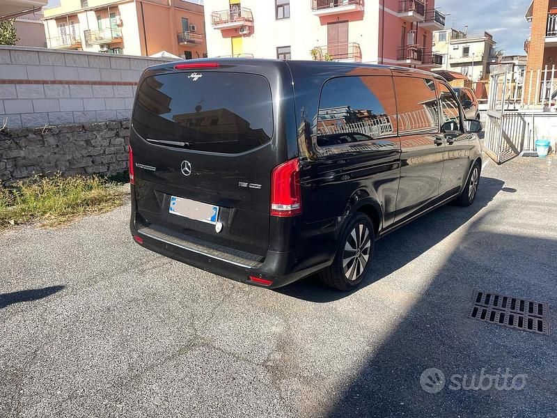 Usata Mercedes Vito 190 CV (139 kW) 2022 Nero Furgone