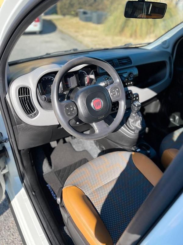 Usata Fiat Panda 4x4 S 75 CV (55 kW) 2014 Bianco Utilitaria