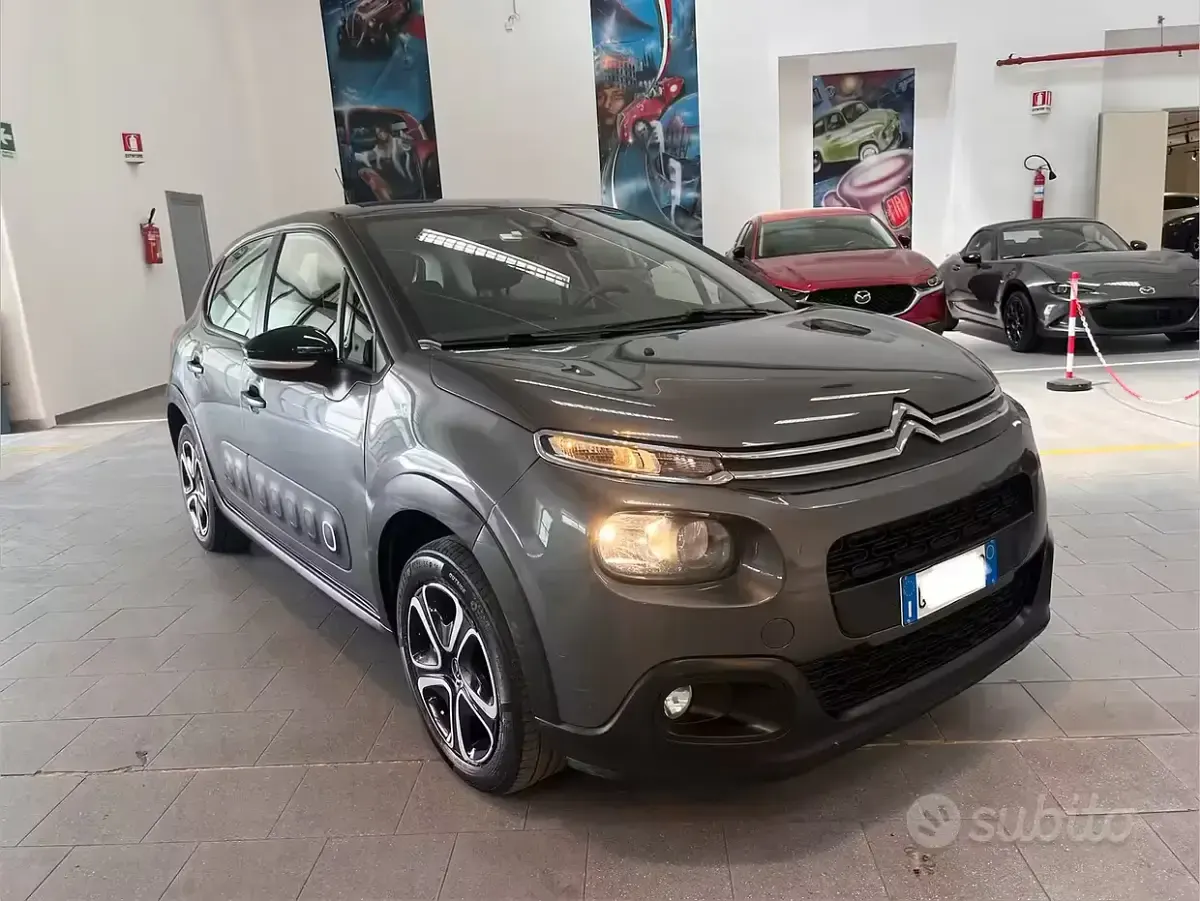 Usata Citroën C3 Shine 75 CV (55 kW) 2018 Grigio Utilitaria