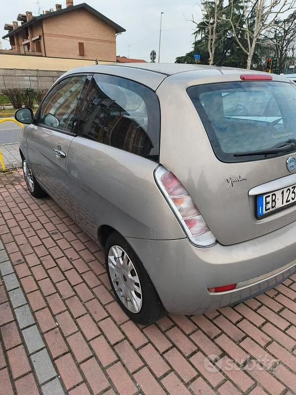 Usata Lancia Ypsilon 2010 Utilitaria