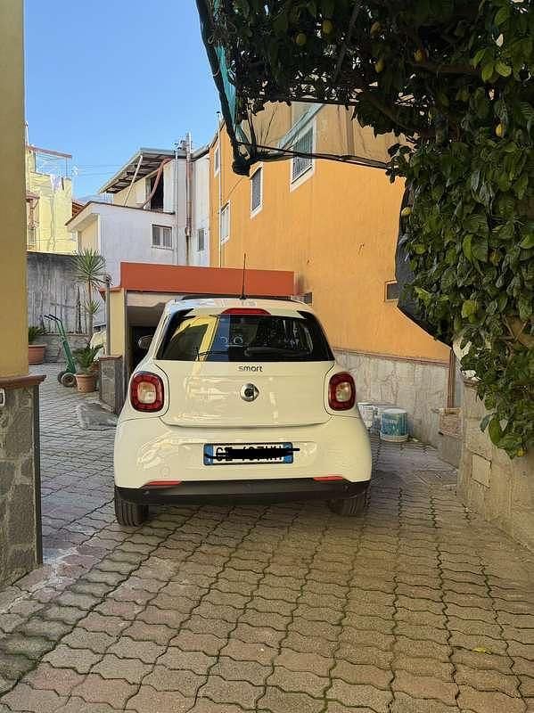 Usata Smart ForFour Passion 90 CV (66 kW) 2016 Utilitaria