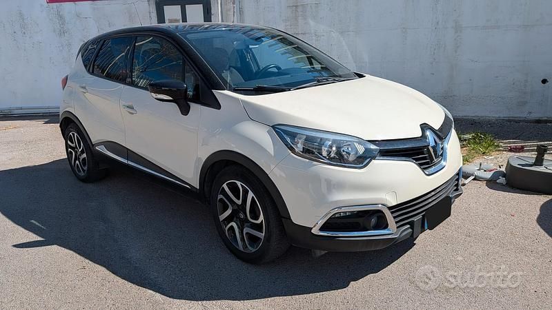 Occasion Renault Captur 90 ch (66 kW) 2015 Beige SUV