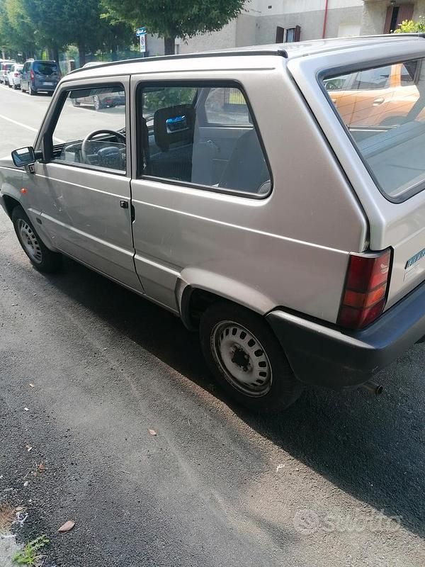 Usata Fiat 750 Young 34 CV (25 kW) 2000 Utilitaria