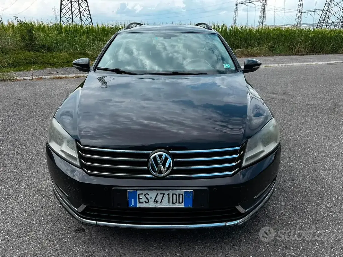 Usata VW Passat Highline 140 CV (102 kW) 2013 Nero Station wagon