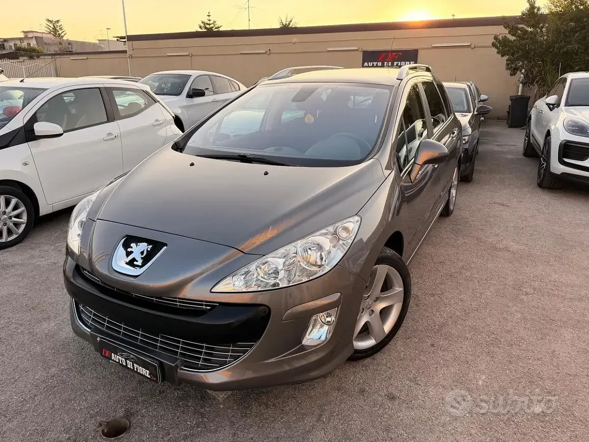 Usata Peugeot 308 109 CV (80 kW) 2009 Grigio Station wagon