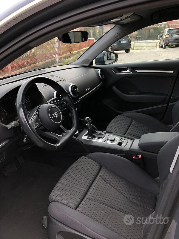 Usata Audi A3 Sport 2018 Grigio Berlina