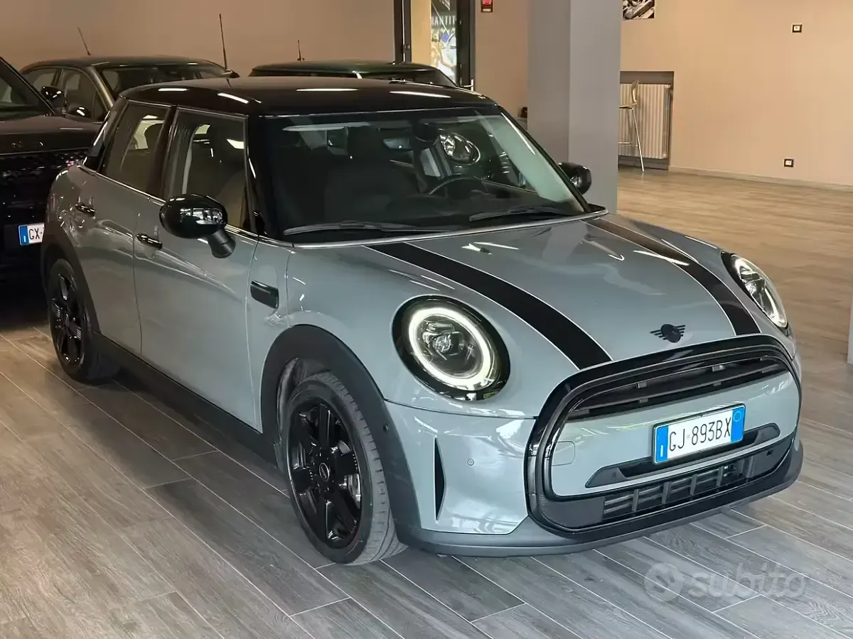 Usata Mini Cooper 136 CV (100 kW) 2022 Grigio Utilitaria