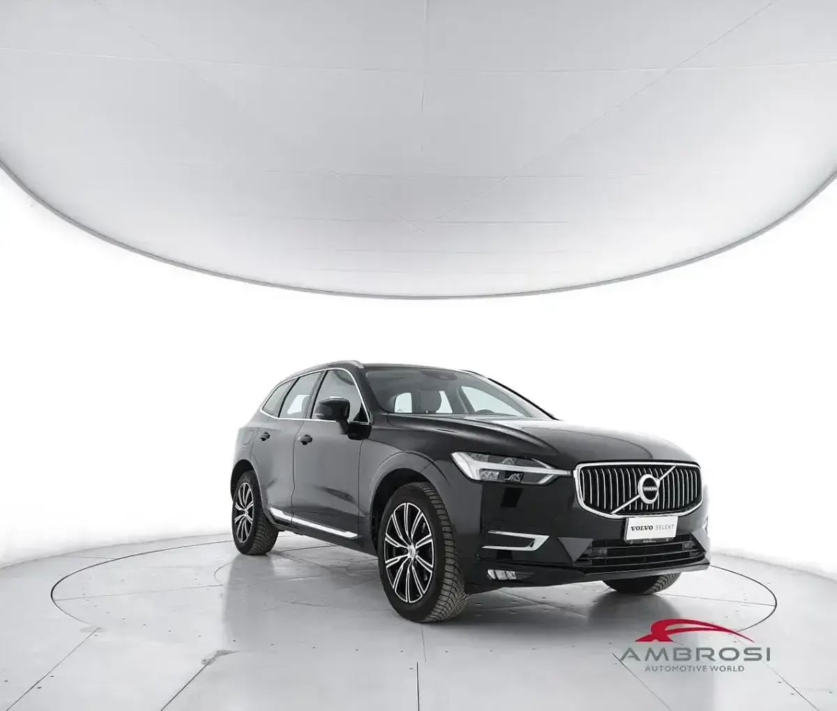 Usado Volvo XC60 Inscription 190 CV (139 kW) 2021 Negro SUV