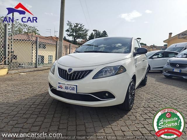 Usata Lancia Ypsilon Gold 2022 Bianco Utilitaria