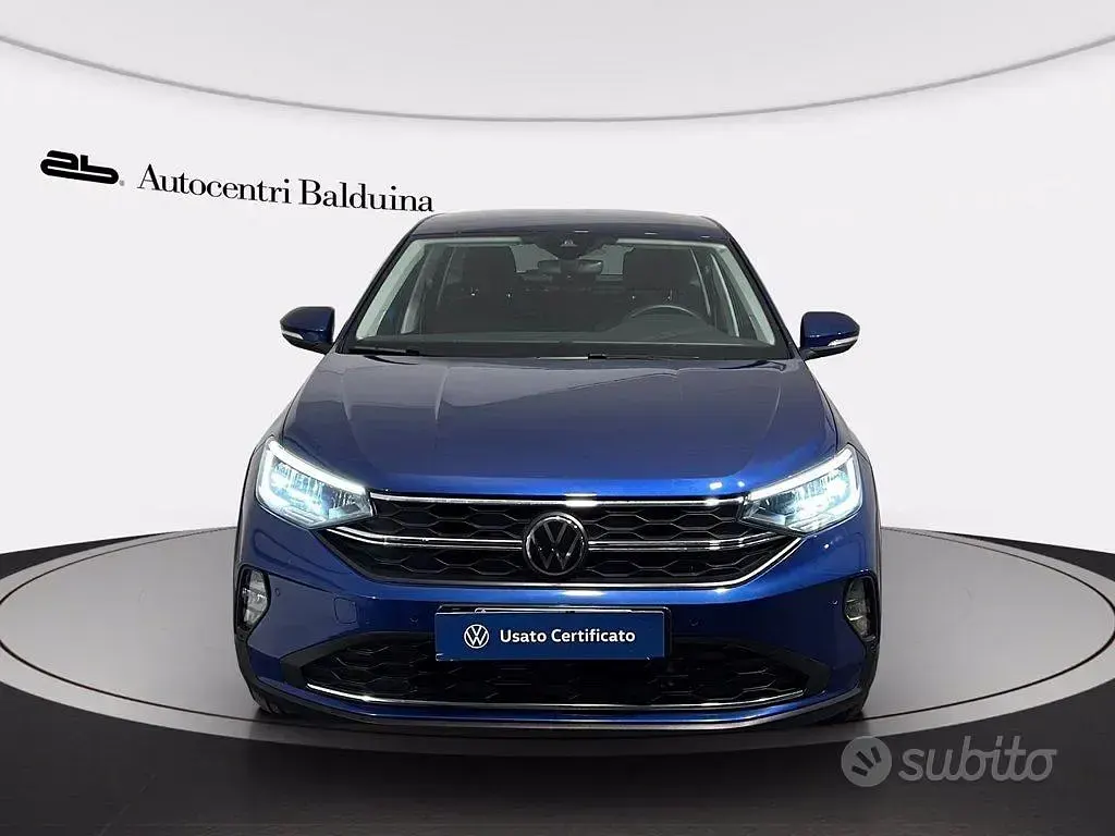 Käytetty VW Taigo Life 110 HP (80 kW) 2024 Sininen Katumaasturi