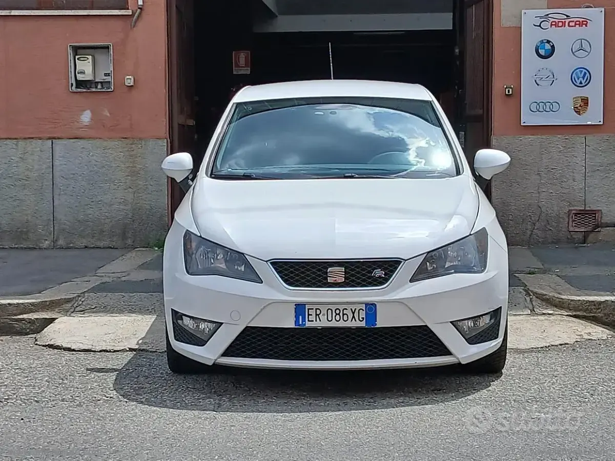 Usata Seat Ibiza FR 143 CV (105 kW) 2013 Bianco Coupé