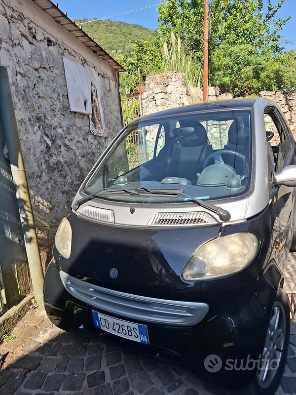 Usata Smart ForTwo Coupé 2003 Utilitaria