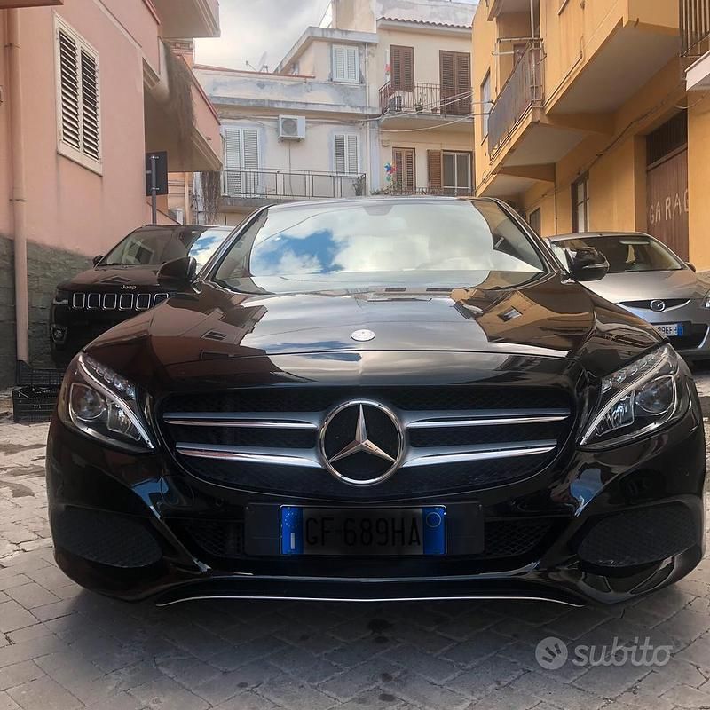 Usata Mercedes C200 136 CV (100 kW) 2017 Nero Berlina