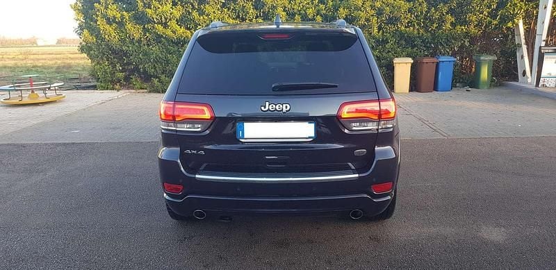 Usata Jeep Grand Cherokee Overland 250 CV (183 kW) 2016 Grigio SUV