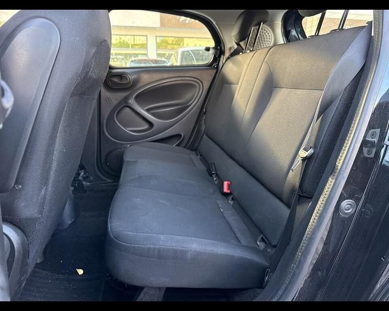 Usata Smart ForFour Electric Drive Passion 60 kW (82 CV) 2021 Nero Berlina