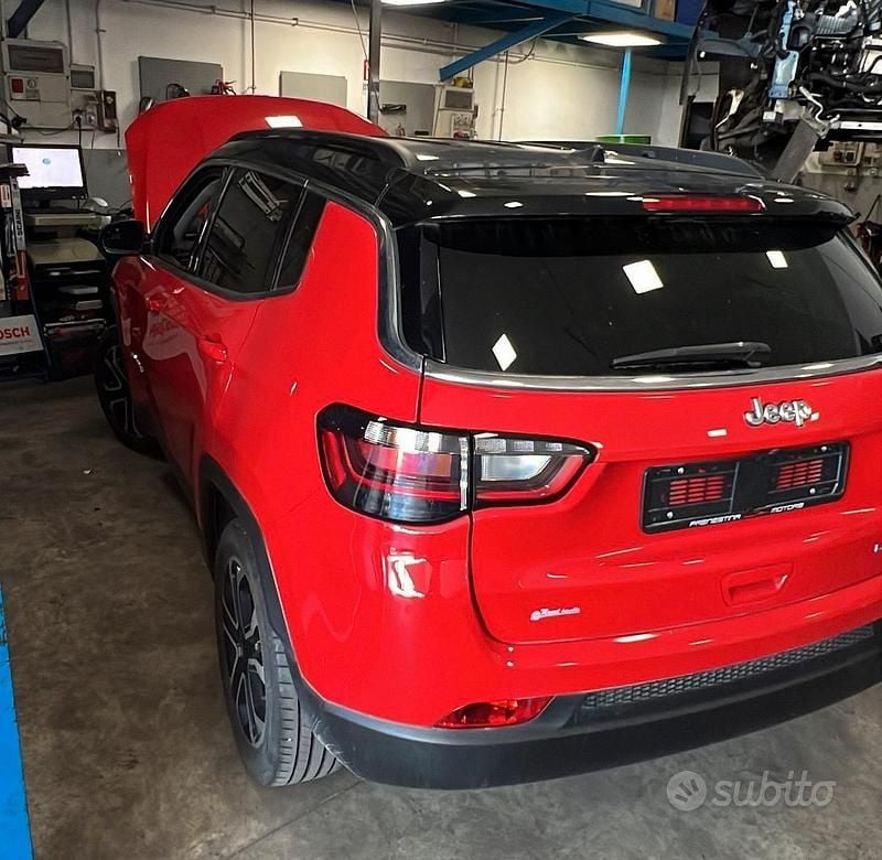 Usata Jeep Compass Limited 131 CV (96 kW) 2022 Rosso SUV