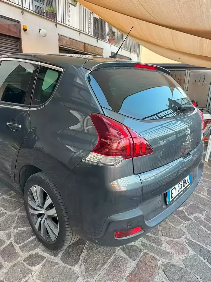 Usata Peugeot 3008 115 CV (84 kW) 2015 Station wagon