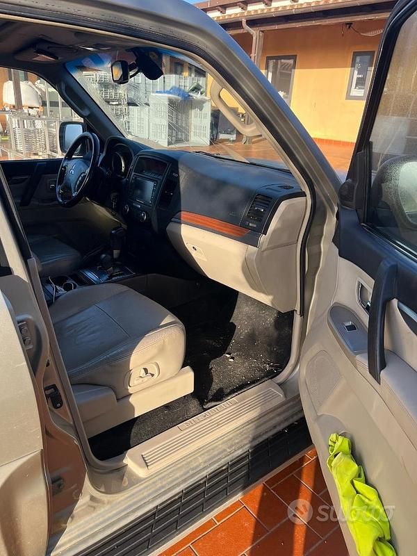 Usata Mitsubishi Pajero 2010 SUV