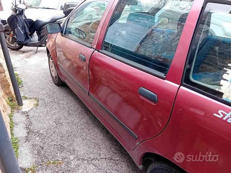 Brugt Fiat Punto Star 60 HK (44 kW) 1999 Rød Hatchback