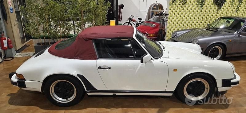 Usata Porsche 911 Carrera Cabriolet 231 CV (169 kW) 1987 Bianco Cabrio