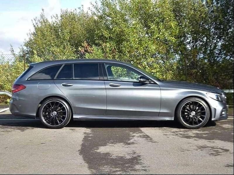 Usata Mercedes C220 Premium 194 CV (142 kW) 2021 Grigio Station wagon