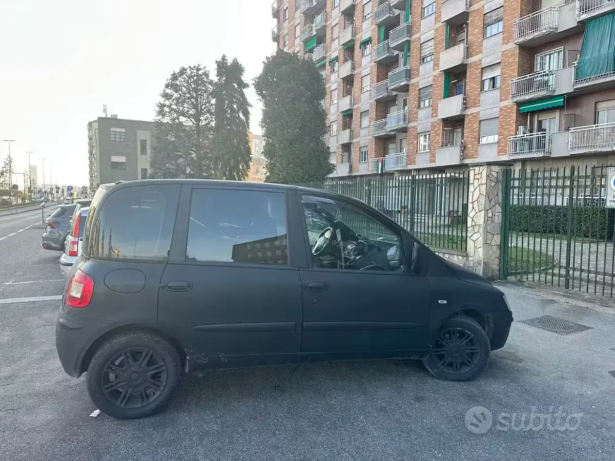 Usata Fiat Multipla Emotion 120 CV (88 kW) 2008 Nero Monovolume