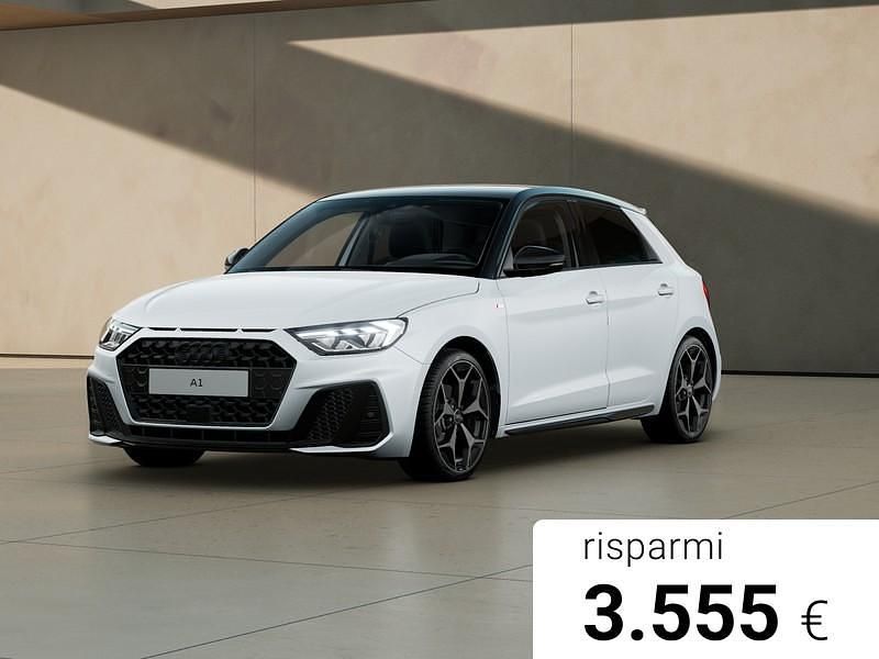 Nuova Audi A1 Sportback Comfort 116 CV (85 kW) 2025 Bianco ghiacciaio metallizzato nero mito Utilitaria