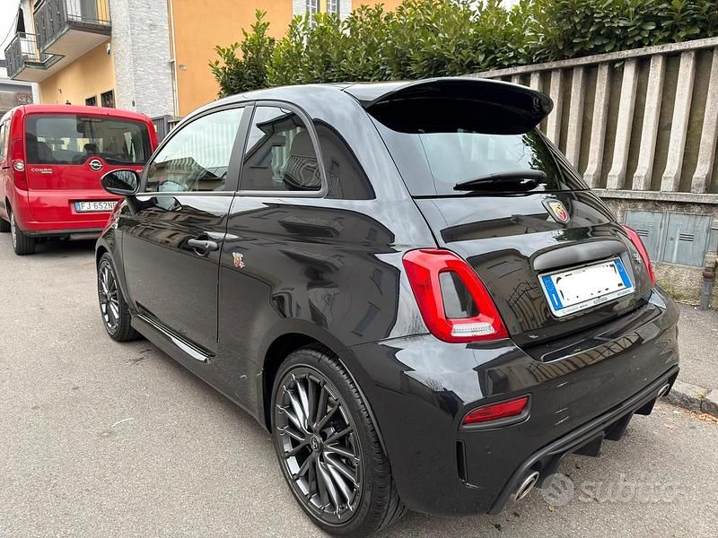 Usata Abarth 595 165 CV (121 kW) 2024 Nero Berlina
