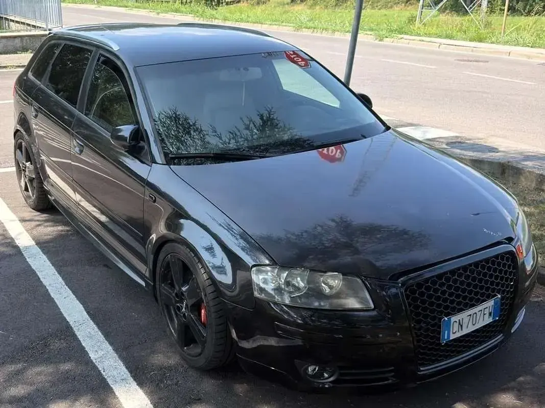 Usata Audi A3 Sportback Ambition 200 CV (147 kW) 2004 Nero Utilitaria