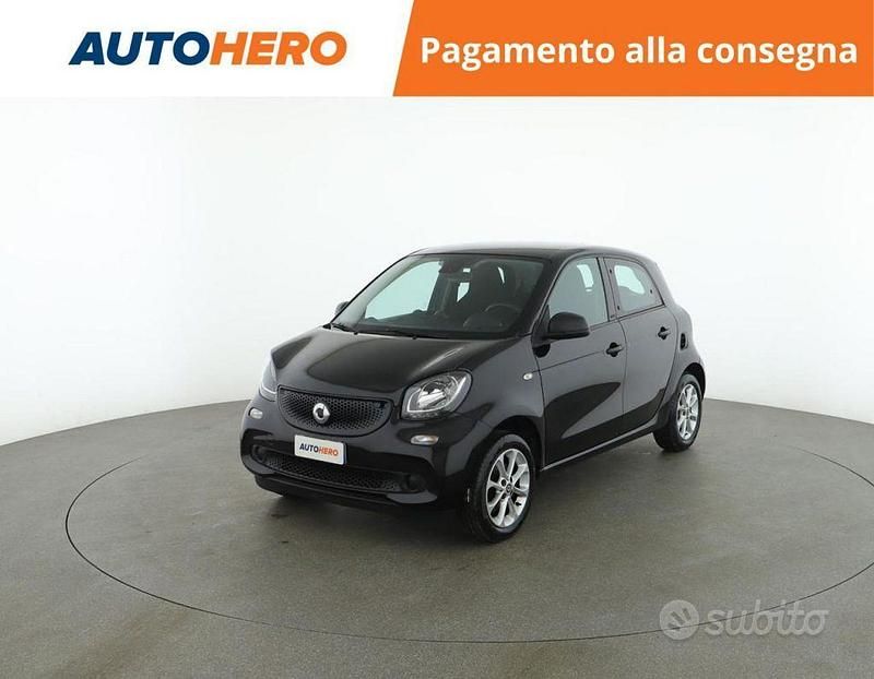 Nero Usata 2018 Smart ForFour Passion Utilitaria | 13.099 € (Buon prezzo) - Immagine 1/4