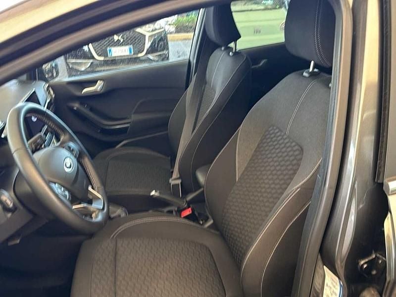 Usata Ford Fiesta Titanium 125 CV (91 kW) 2023 Grigio Utilitaria