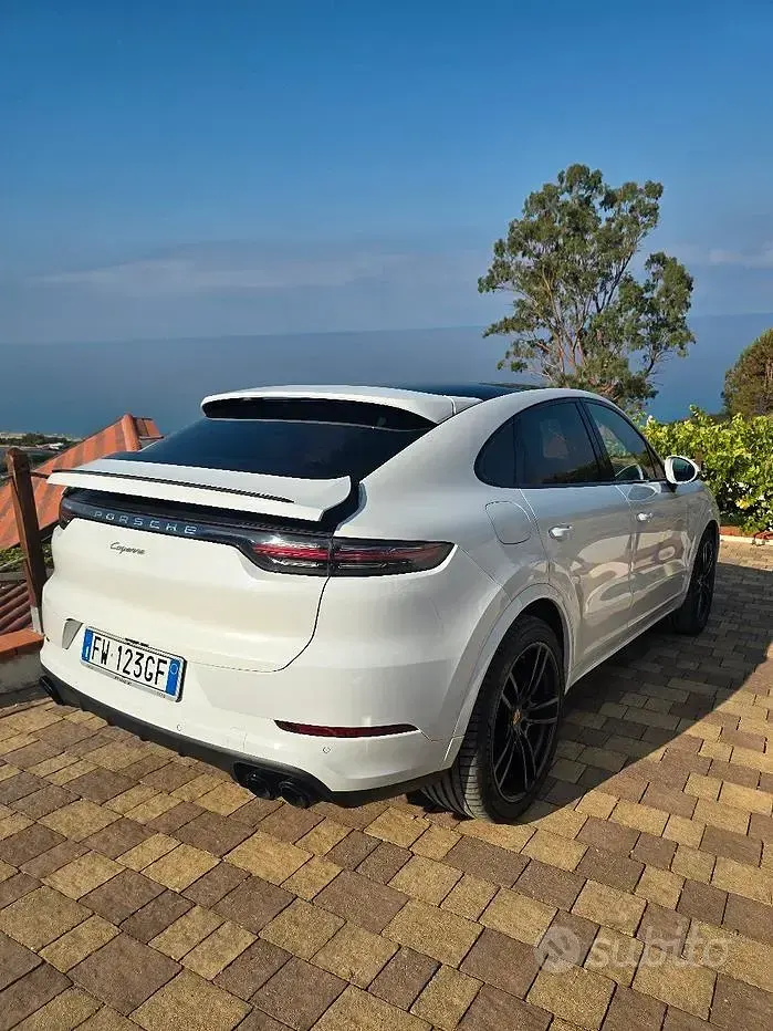 Usata Porsche Cayenne Sport 340 CV (250 kW) 2019 Bianco SUV