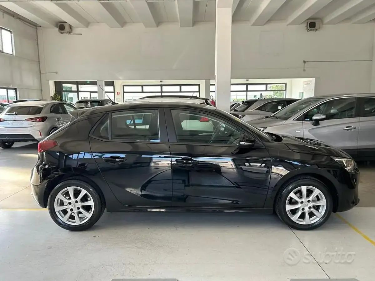 Usata Opel Corsa Edition 75 CV (55 kW) 2022 Nero Utilitaria