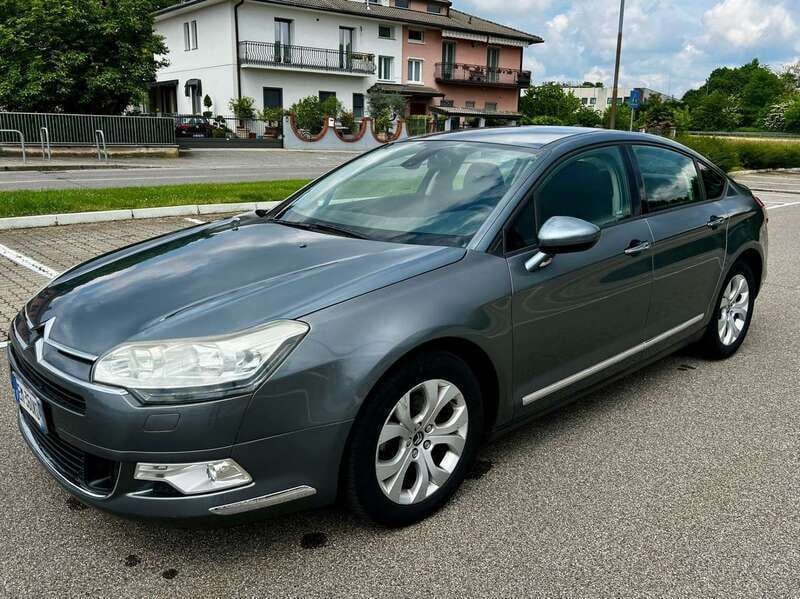 Usata Citroën C5 Exclusive 140 CV (102 kW) 2011 Grigio Berlina