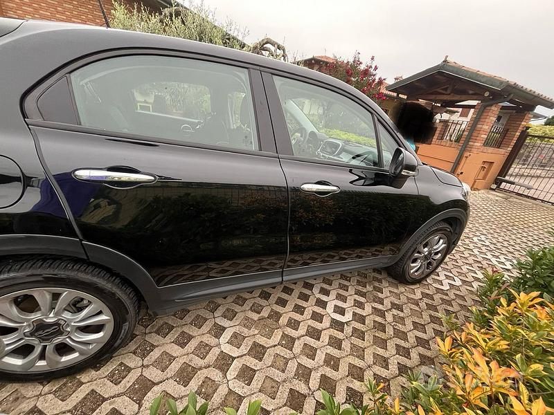 Usata Fiat 500X Pop Star 95 CV (69 kW) 2017 Nero SUV