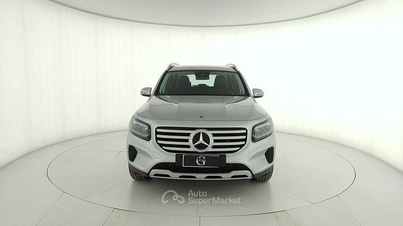 Usata Mercedes GLB180 Advanced 116 CV (85 kW) 2025 Argento SUV