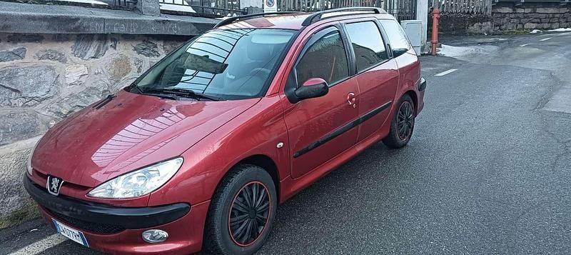 Usata Peugeot 206 68 CV (50 kW) 2003 Station wagon