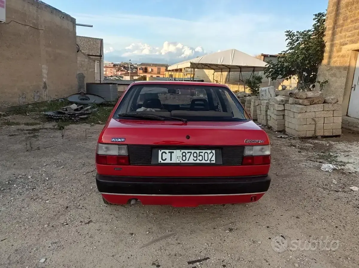 Usata Fiat Croma 117 CV (86 kW) 1988 Rosso Utilitaria
